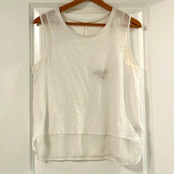 BANANA REPUBLIC off white sheer details tank - Picture 1 of 6
